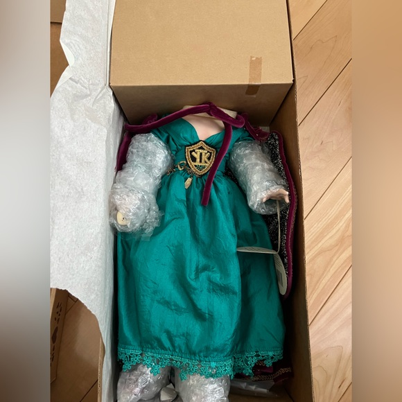 ORIGINAL IN BOX Cottage Collectibles Porcelain Artist Doll El'ennah - 0506/3000 - Picture 4 of 6